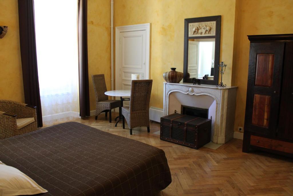 Chambres D'Hotes Chateau De Viviez Eksteriør billede