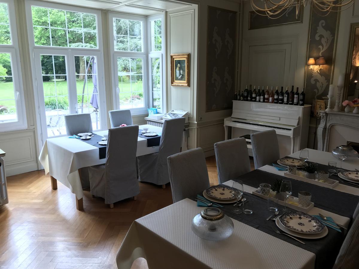 Chambres D'Hotes Chateau De Viviez Eksteriør billede
