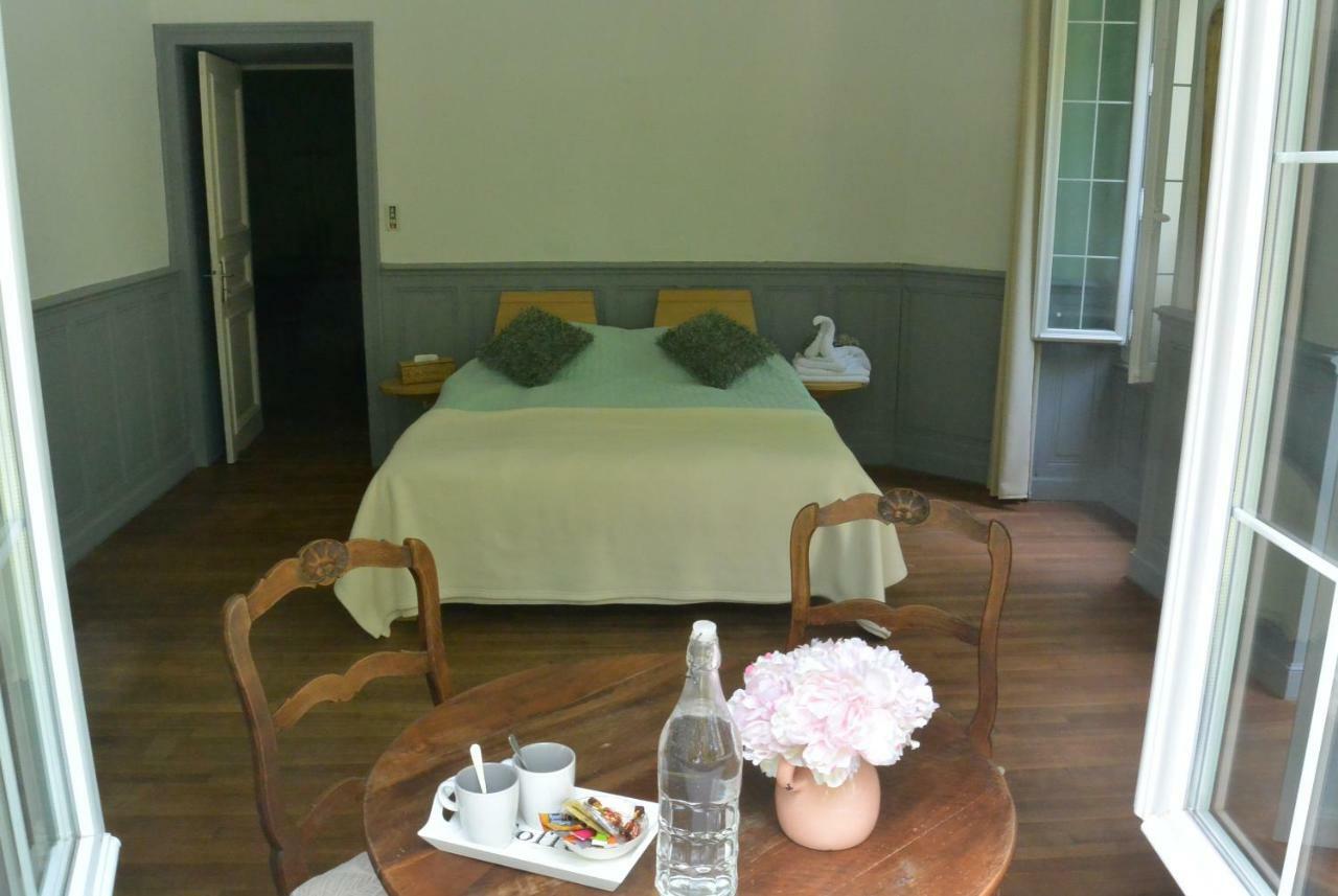 Chambres D'Hotes Chateau De Viviez Eksteriør billede